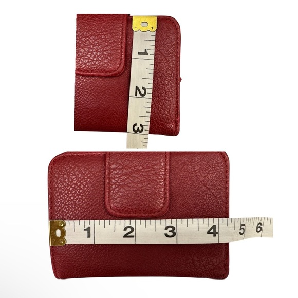 Fossil Austin Leather Salmon Flap Front Twist Turnlock Cossbody with Red Wallet - Picture 11 of 12